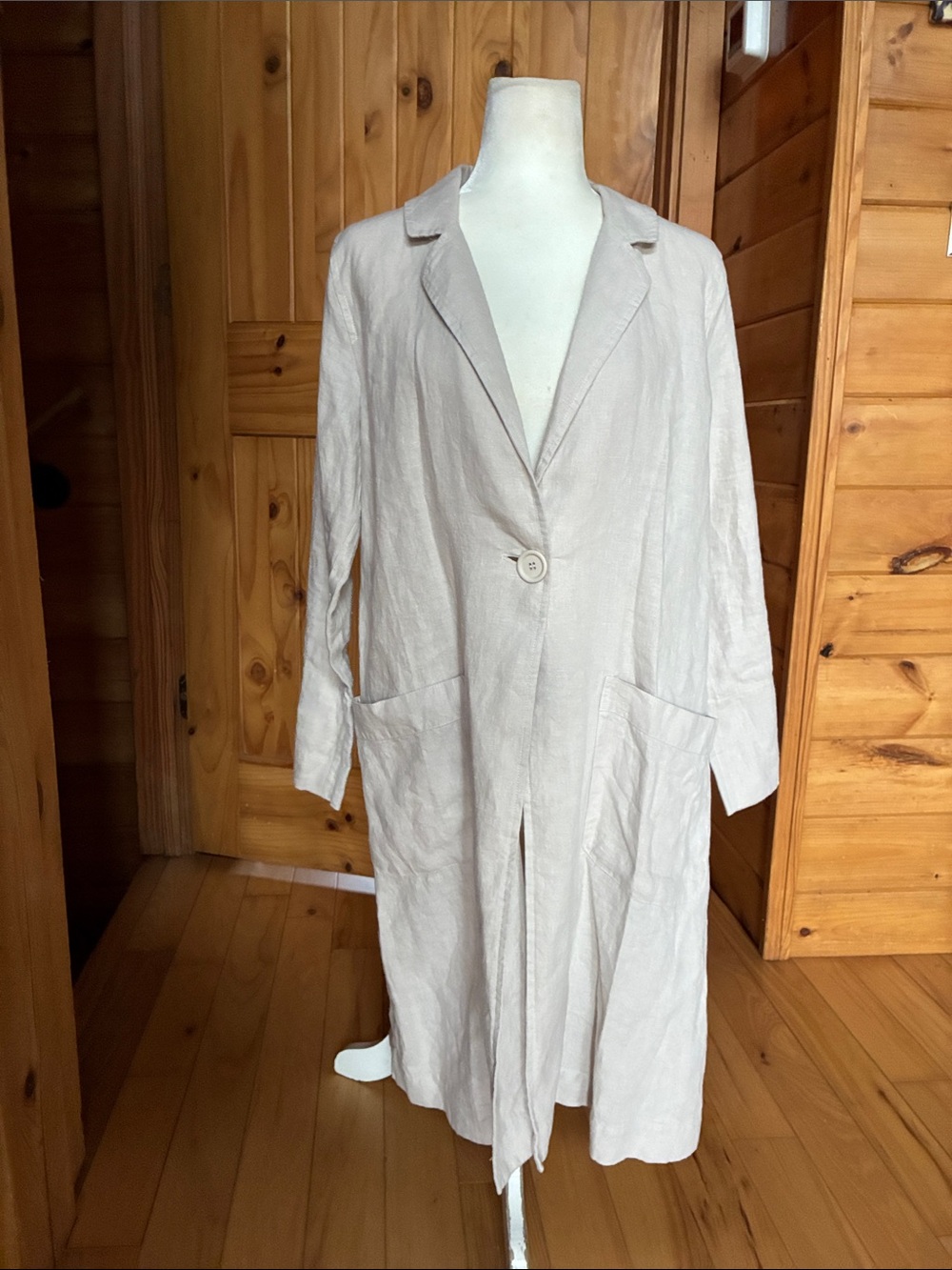 Carolyn Donnelly long line linen jacket